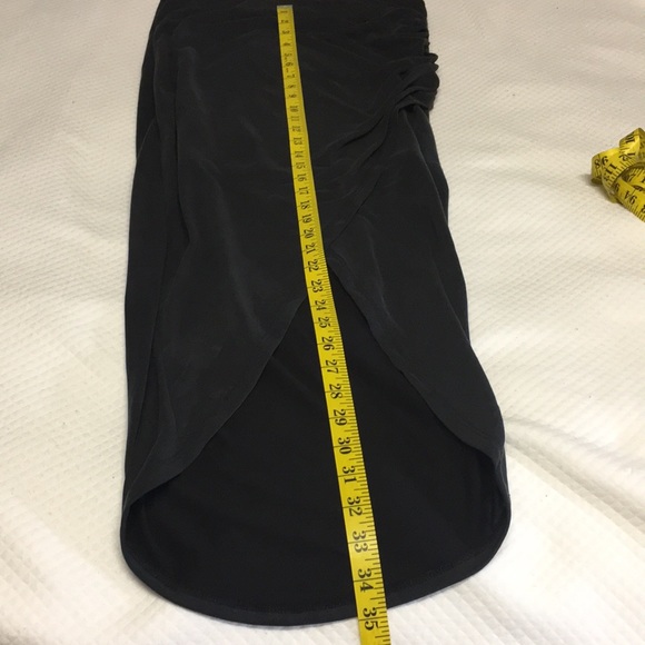 Grey skirt with front split - Picture 7 of 13